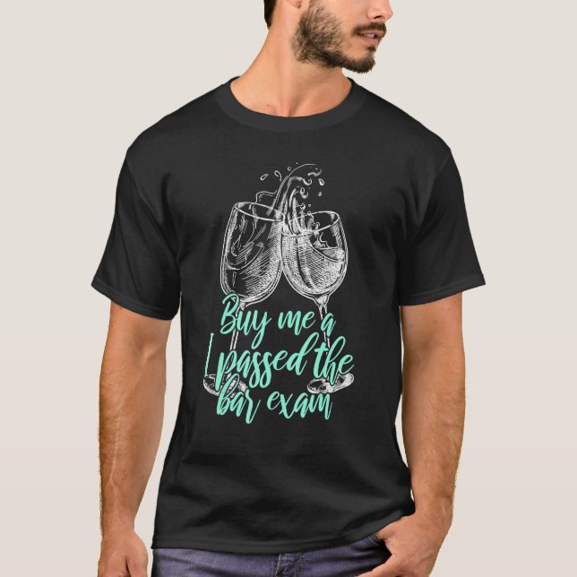 Camiseta Comprar-Me Uma Bebida Que Eu Passei No Advogado Do (Frente)