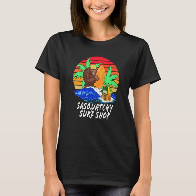 Camiseta Compro Sasquatchy Tiki Hut Surf (Frente)