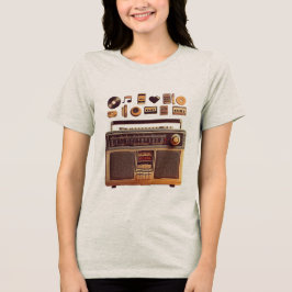 CAMISETA CON DISEÑO RADIO CASSETTE VINTAGE