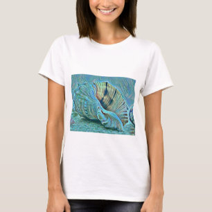 Camiseta Conchas verdes azuis na pintura de praia