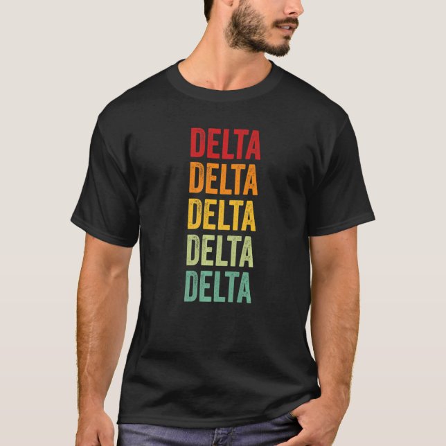 Camiseta Condado de Delta Colorado Texto Arco-íris (Frente)