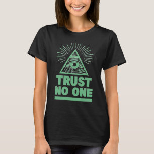 Camiseta Confiar em T-Shirt