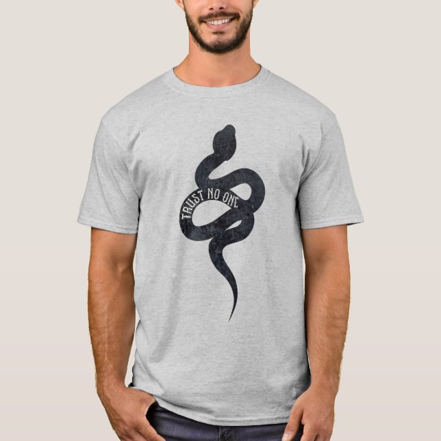 Camiseta Confiar no One Serpent Cobra (Frente)