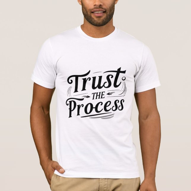 Camiseta Confiar no Processo (Frente)