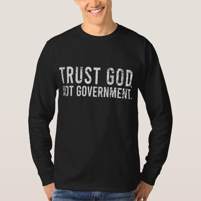 Camiseta Confie em Deus não Governo (Frente)