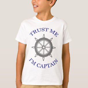 Camiseta "Confie em Mim - Eu Sou o Capitão"