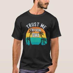 Camiseta Confie em mim sou de Iowa Tropical Trees Vintage