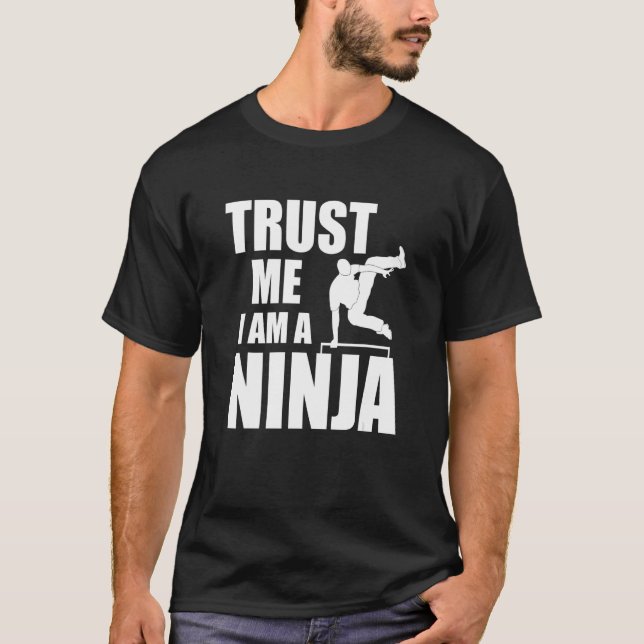 Camiseta Confie em mim, sou o estilo Ninja Kitsune Samura J (Frente)