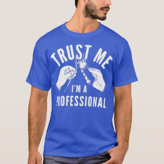 Camiseta Confie em mim, sou um profissional