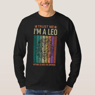 Camiseta Confie Em Mim Uma Astrologia De Leão