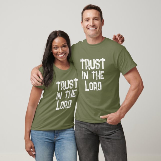 Camiseta Confie no Senhor Código QR Deus é Fiel (Unissex)
