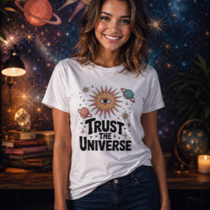 Camiseta Confie No Universo Olho Sol Místico Celestial