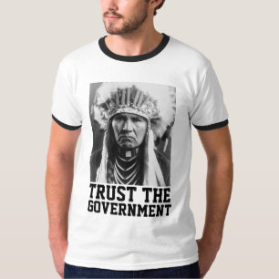 CAMISETA CONFIE NOS T-SHIRTS ÍNDIOS GOVERNOS