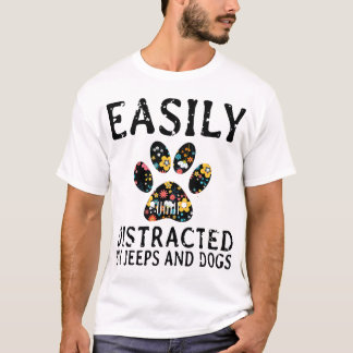 Camiseta confundido earily por t-shirt do jipe e dos cães