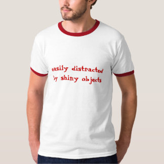 Camiseta confundido facilmente, por objetos brilhantes