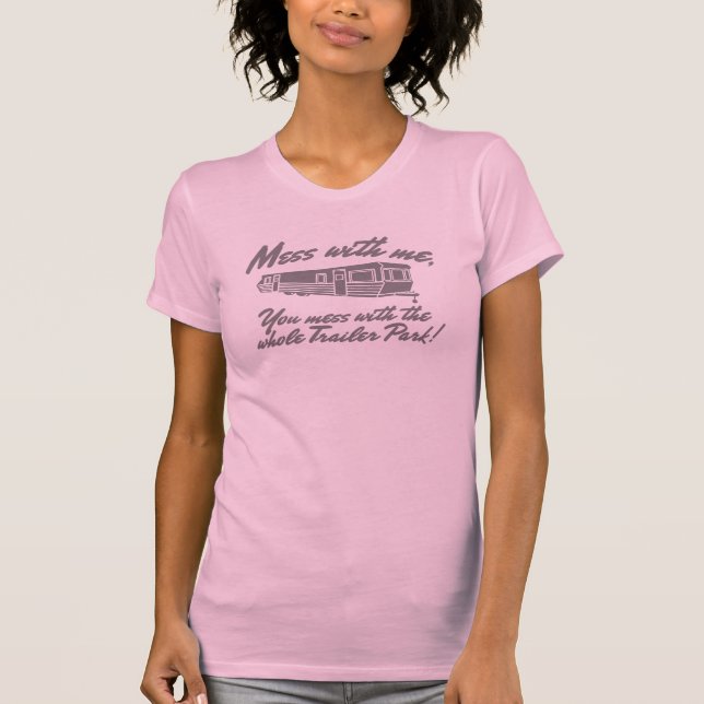 Camiseta Confusão comigo você confusão com o parque de (Frente)