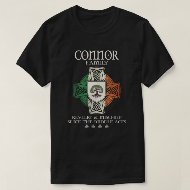 Camiseta Connor Family Ireland apelido irlandês flag shamro (Frente do Design)