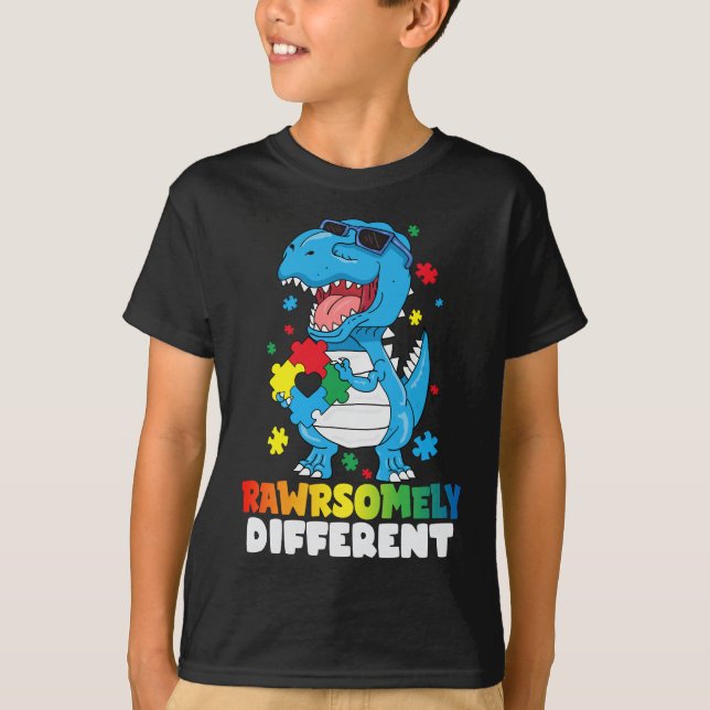 Camiseta Consciência do Autismo Dinossauro Muito Diferente (Frente)