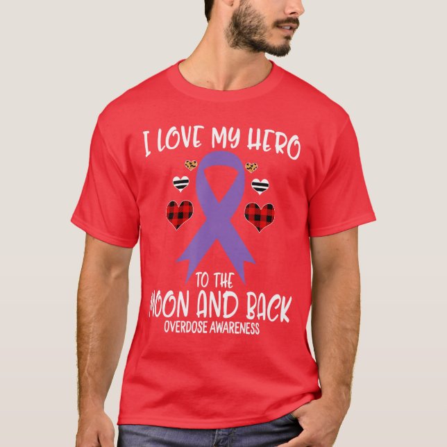 Camiseta Consciência sobre Overdose Eu Amo Herói Até a Lua  (Frente)