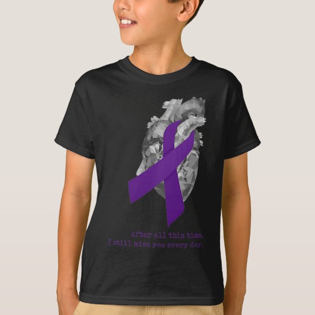 Camiseta Conscientização Laço Roxo Coração Sinto Sua Falta  (Frente)