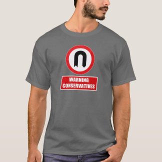 Camiseta CONSERVADORES DE ADVERTÊNCIA (volta de U)