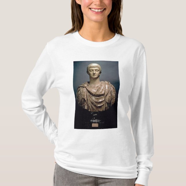 Camiseta Constantim mim (c.274-337) ANÚNCIO c.350 (mármore) (Frente)