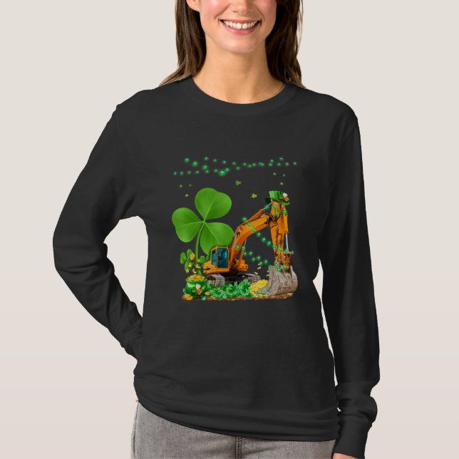 Camiseta Construction Excavator St Patricks Day Boys Girls  (Frente)