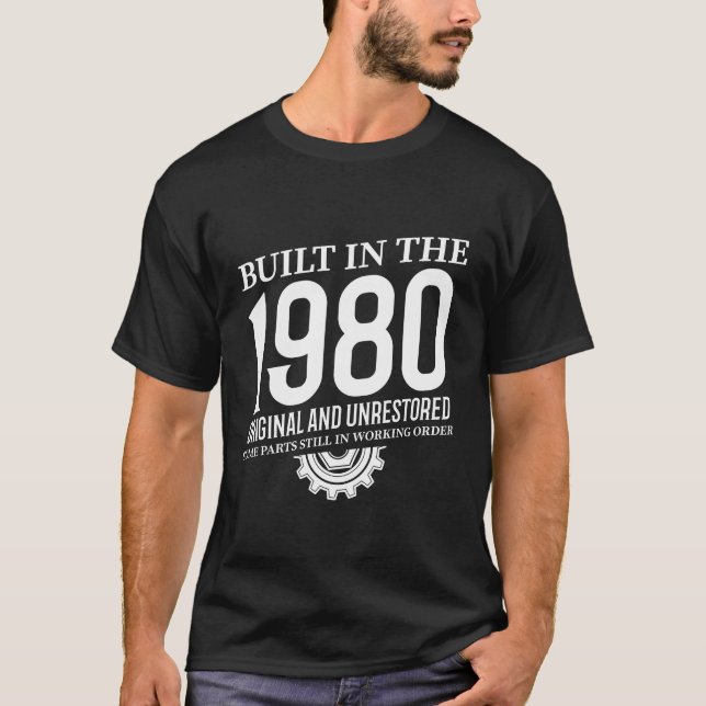 Camiseta Construído Em 1980 (Frente)
