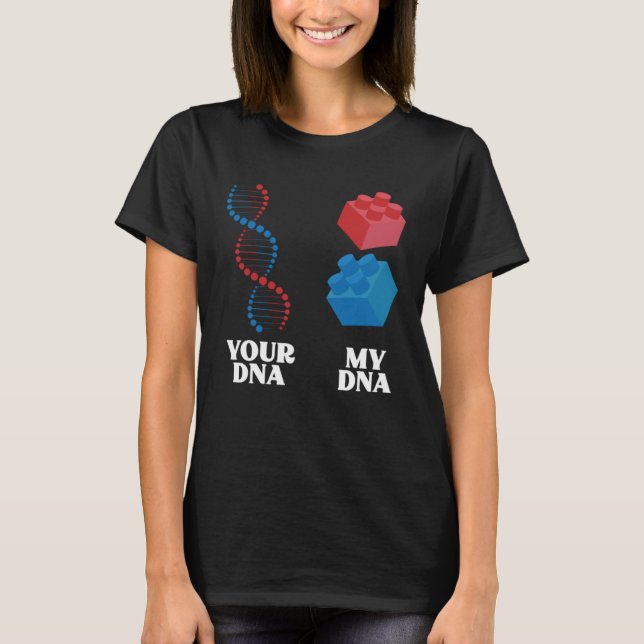 Camiseta Construindo Bock Meu DNA Master Builder Bricks (Frente)