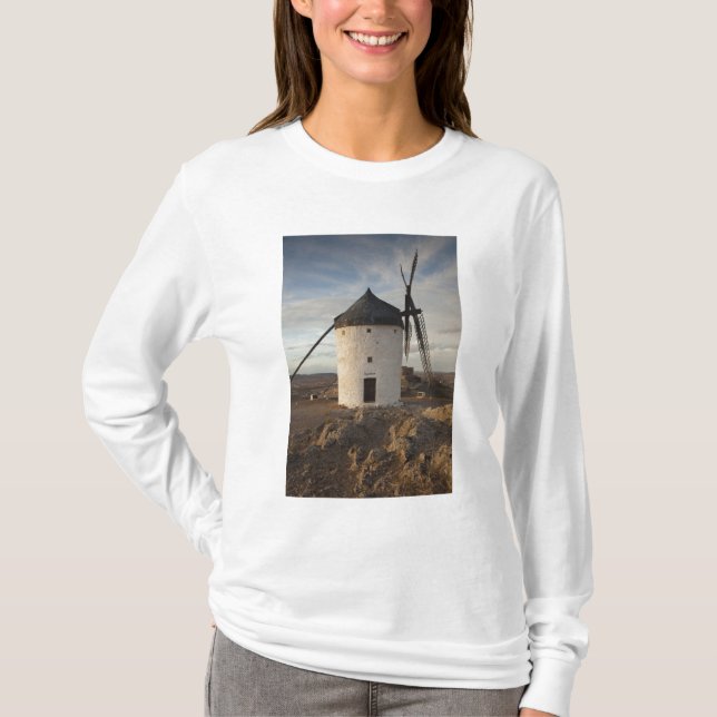 Camiseta Consuegra, antiga moinhos de vento La Mancha (Frente)