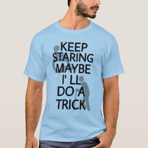 Camiseta Continua a olhar...