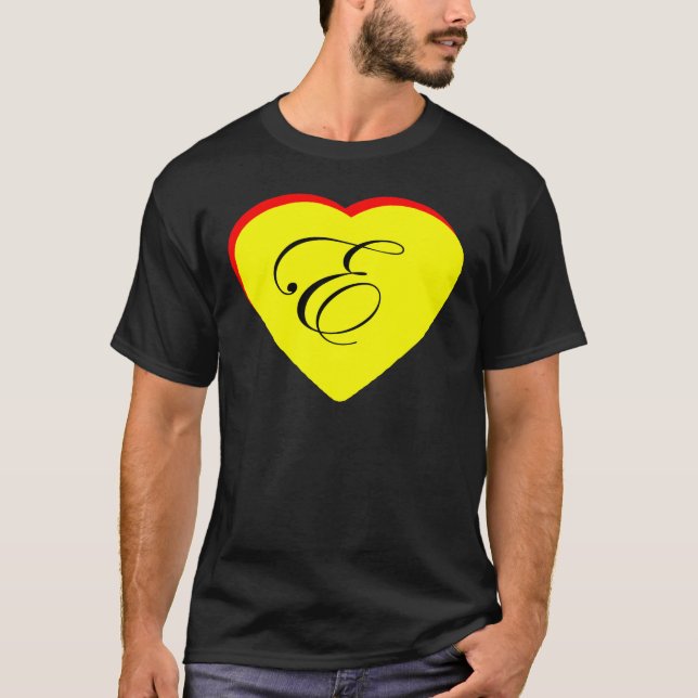 Camiseta Convite De Casamento Coração Vermelho E Amarelo O  (Frente)