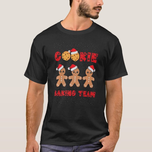 Camiseta Cookie Baking Team Gingerbread Men with Xmas Hats  (Frente)