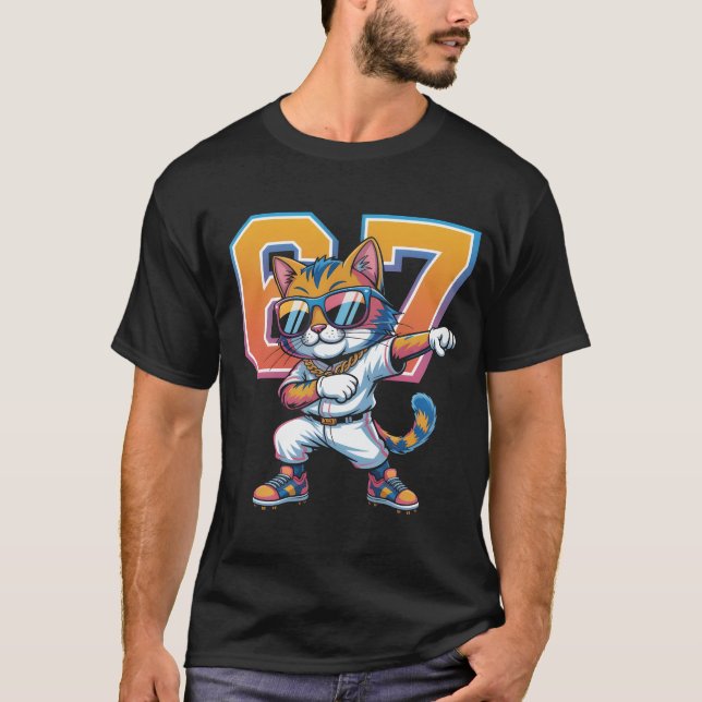 Camiseta Cool Dabbing Cat 67 Baseball Sports Fan Gift | Fun (Frente)