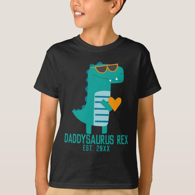 Camiseta Cool Dino Daddysaurus Rex New Dad Fathers Day  (Frente)