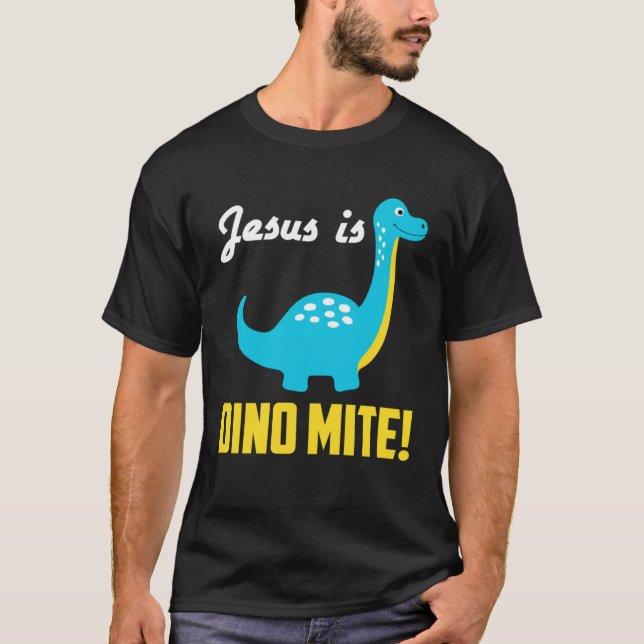 Camiseta Cool Graphic Tees  Jesus Is Dino Mite (Frente)