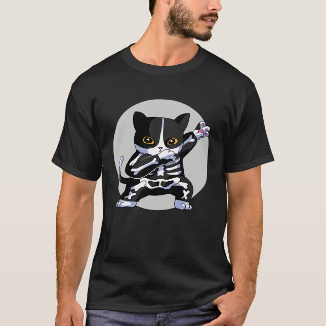 Camiseta Cool Halloween Cat Dabbing with Skeleton furry (Frente)