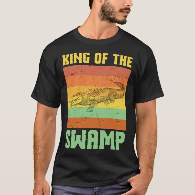 Camiseta Cool King Of The Swamps Crocodile Swamp (Frente)