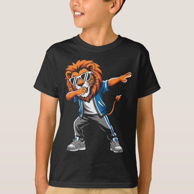 Camiseta Cool Lion Dabbing Gift For Men Women Boys Girls Ki (Frente)