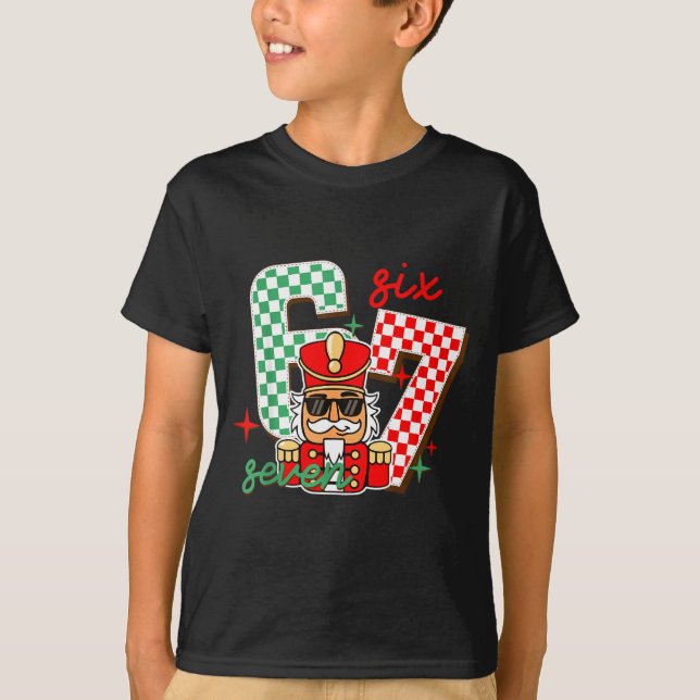 Camiseta Cool Nutcracker Christmas 67 Six Seven Gen Alpha S (Frente)