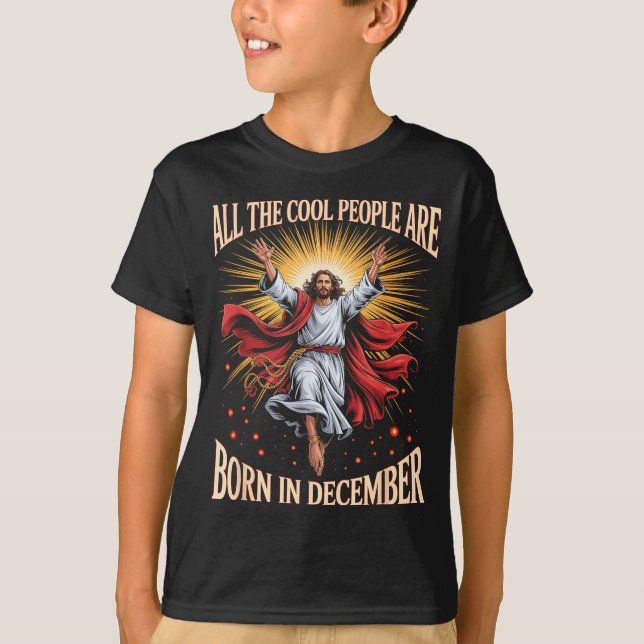 Camiseta Cool People Are Born In December Christian Christm (Frente)