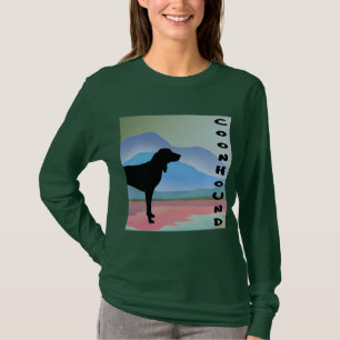 Camiseta Coonhound colorido das montanhas (com texto)