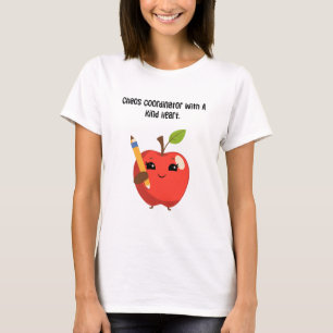 Camiseta Coordenador de Caos Herói de Sala de Aula de Coraç