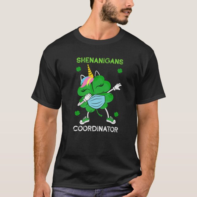 Camiseta Coordenador Shenanigans Dabbing Unicorn Shamrock M (Frente)