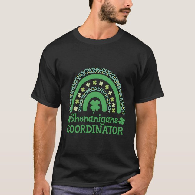 Camiseta Coordenador Shenanigans Dia de São Patrício Arco-Í (Frente)