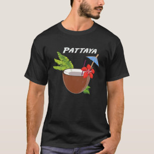 Camiseta Coquetel de Coco Pattaya na Vacação na Praia em 