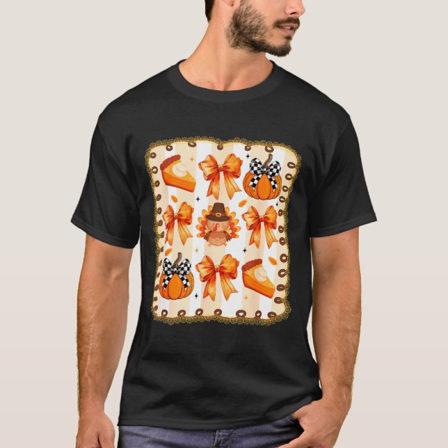 Camiseta Coquette Bow Pumpkin Season Thanksgiving Autumn Fa (Frente)