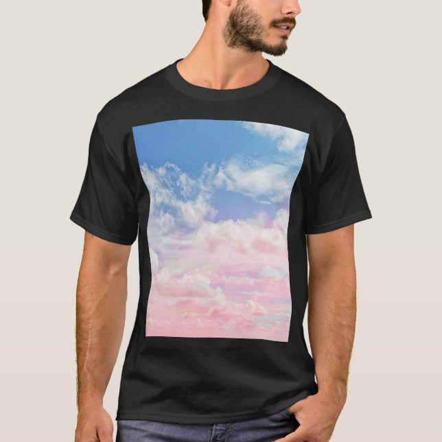 Camiseta Cor de Água das Nuvens Rosa: Céu Gradiente. (Frente)
