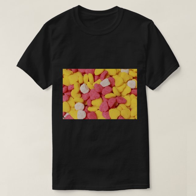 Camiseta Cor-de-rosa delicioso_ Doces amarelos (Frente do Design)