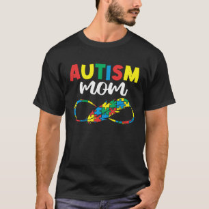 Camiseta Cor Símbolo de Infinito Pena Colorida Mãe Autismo